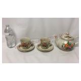Vintage Robinson Design Group Tea Set