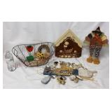 Chicken Wire Basket & Country / Farm Decor