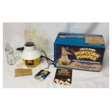Vintaqe Wear-Ever Popcorn Popper - Powers On