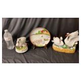 Vintage Swan Music Boxes & Decorative Plate