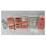 Barbie / Bratz Doll Sized Kitchen Bath & Furniture