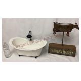 Metal Bathtub Decor & Farmer