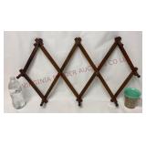Accordion Fold Wooden Peg Rack & Raffiaware Mug