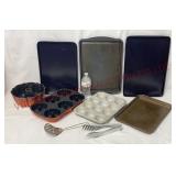 Nordic Ware Bundt Cake Pans, Bakeware & Utensils