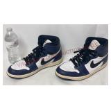 Air Jordan 1 Retro High OG Midnight Navy Sneakers