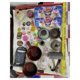 MIXED LOT Topps Baseball set Roseville pinbacks +