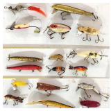 18 antique fishing lures MANY WOODEN tin box vest