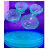 1930s JEANNETTE poinsettia 8pc uranium glass