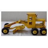 1950s MARX toy pressed steel road grader 18' LONG