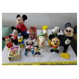 Old toys vintage Mickey Mouse Donald Duck Snoopy +
