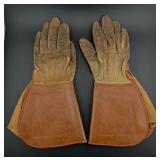 CARSON antique leather gauntlets gloves w NOTE