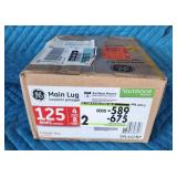 GE PowerMark Plus 125 amps 240 V 4 space 8