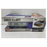 2021 Chase Elliot ARC #9 Kelley Blue Book 1:24