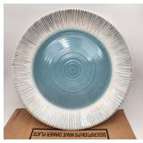 NEW Lot of 4 Dinner Plates