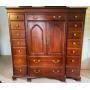 Online estate auction.on Wakefield st in Bowling Green Ky 