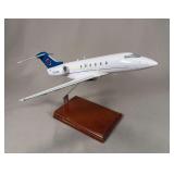 Bombardier Challenger Desk Model N225AR