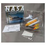 NASA Space Shuttle Orbiter Atlantis (OV-104) w/ Solid Rocket Booster 1/400