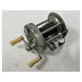 Vintage Pflueger Supreme Fishing Reel