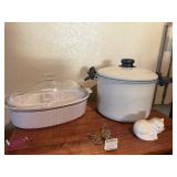 Mixed Lot Inc Corningware W Lid