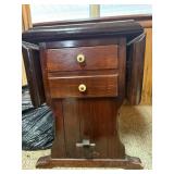 Ethan Allen Dropleaf Side Table