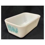 Vintage Pyrex Collectible Dish