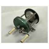 Vintage Bronson Green Hornet No 2200 Fishing Reel