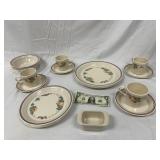 Pretty Corelle 4 Place Setting Dishes