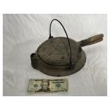 Antique Wagner Cast Iron Waffle Maker