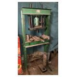 Carolina Tool & Equipment hydraulic press