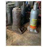 Assortment bottle jacks
