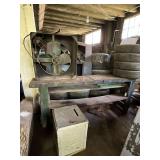 Heavy duty wooden work bench 8
