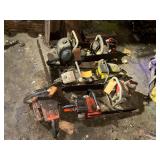 7 vintage chainsaws