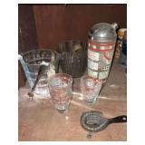 Ice bucket, tongs, strainer, drink mixer, shot glasses