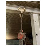 Gayle Whiz 1-ton trolley, Seldon 1/2-ton chain hoist