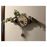 Wind-up rolling pin clock, washboard wall hanger