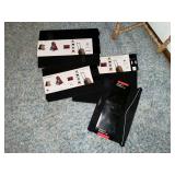 4 Fold It Folders, NIB