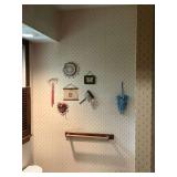 Contents of bathroom