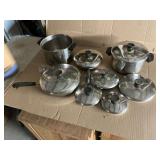 Revereware pots and pans and extra lids