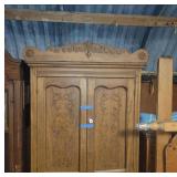 Pie safe, needs some repairs and tightening