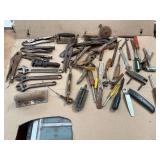 Rusty goods, wrenches, trowel, screwdrivers, edging tools, etc.