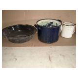 Enamel coffee pot, no lid