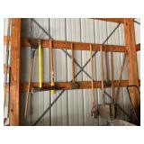 Splitting maul, post hole digger, pick