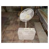 Lakewood oscillating pedestal fan