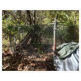 Chain link dog kennel