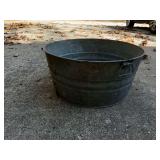 No. 3 galvanized tub