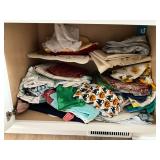 Table and kitchen linens