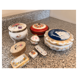 Trinket and dresser boxes