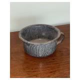 Gray enamel handled pot
