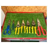 Assorted tin snips