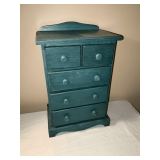 Vintage child's doll 5-drawer dresser